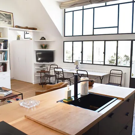 Artist Loft Apartment