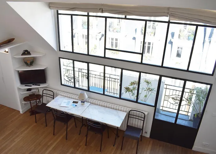 Artist Loft *